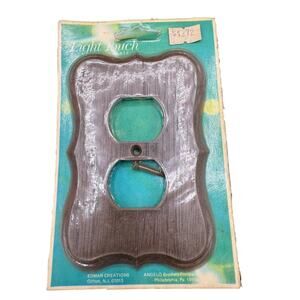 🪵 Light Touch Faux Wood Duplex Outlet Cover Vintage Retro Wall Plate NOS Decor